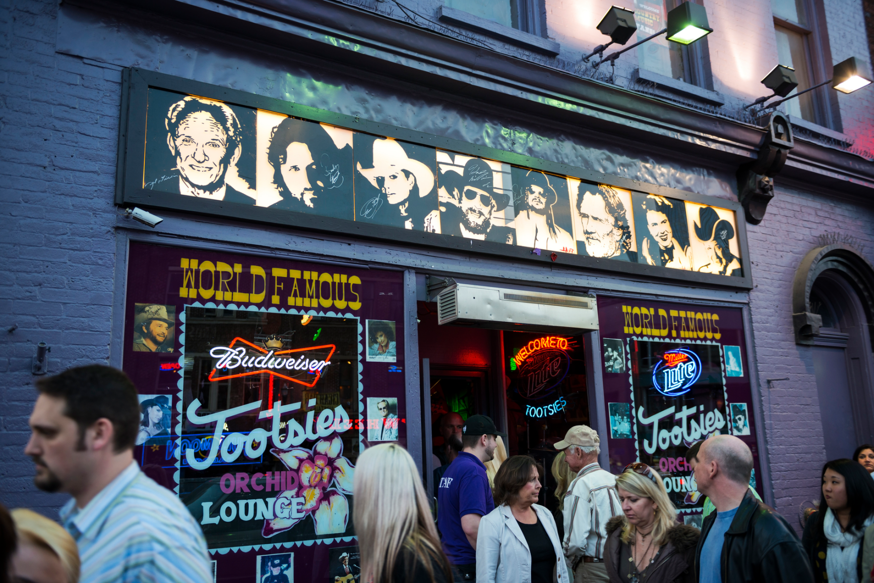 Tootsie’s Owner Reverses Course, Will Close Bars